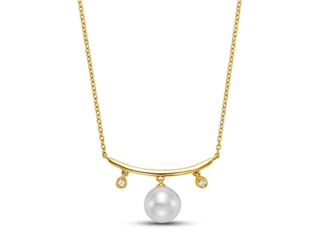 pearls-are-making-a-comeback-and-they're-also-june's-birthstone image1