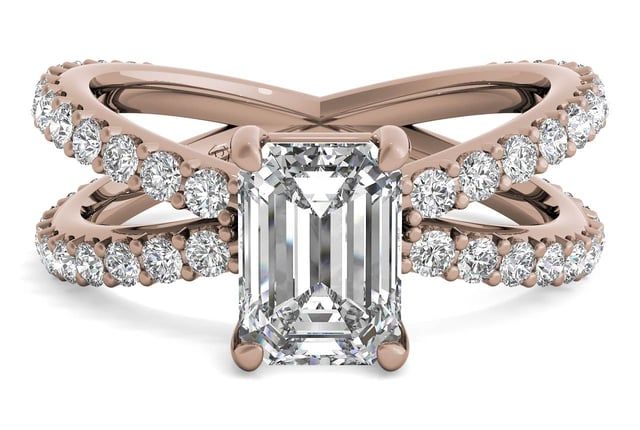 the-vintage-hollywood-charm-of-emerald-cut-diamond-engagement-rings image1