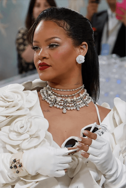 the-most-impressive-diamond-Jewelry-Looks-From-the-2023-Met-Gala image1