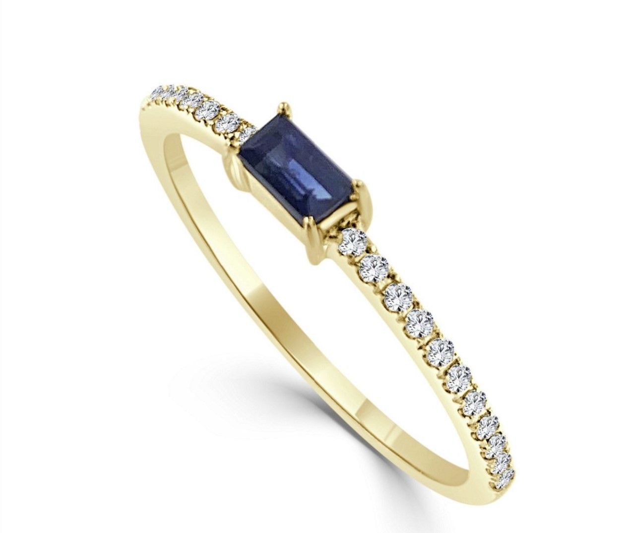 Sapphire and diamond ring