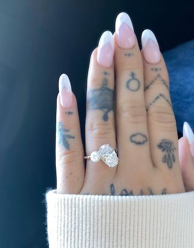 ariana grande's two-stone engagement ring