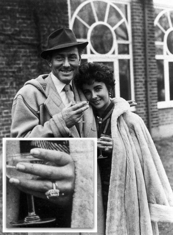 Elizabeth Taylor's sapphire ring