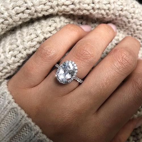 Laura Preshong | Lily Oval Cut Engagement Ring