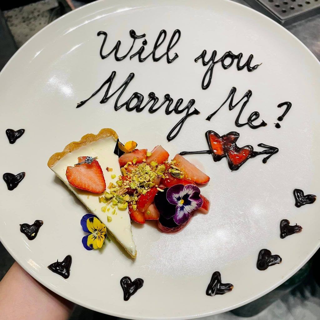 15-creative-out-of-the-box-ways-to-propose  image1