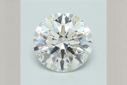 round-cut diamond