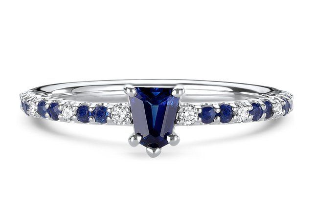 sapphire and diamond ring